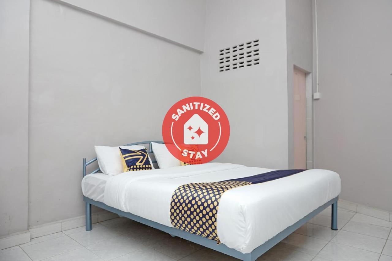 Oyo 2200 Hotel Gunung Sari Rantauprapat Kültér fotó