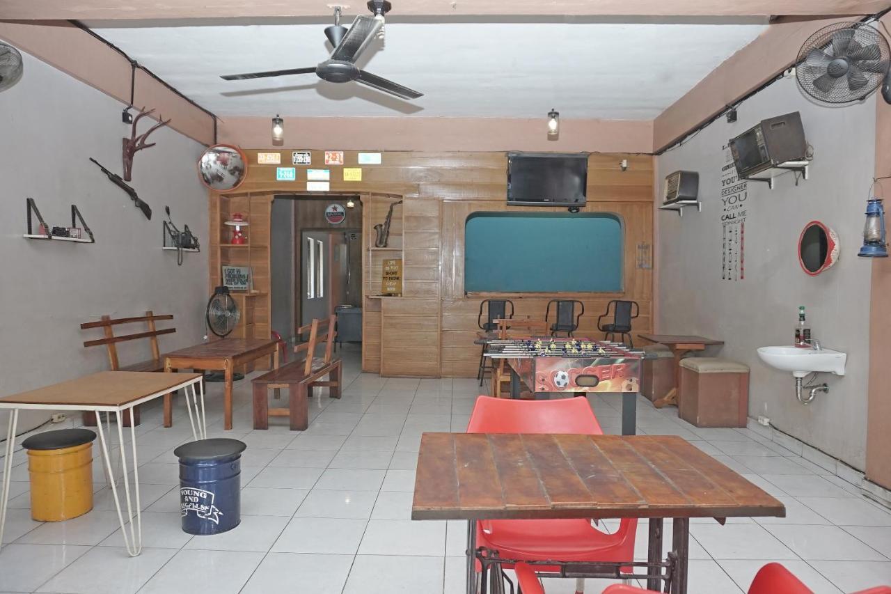 Oyo 2200 Hotel Gunung Sari Rantauprapat Kültér fotó
